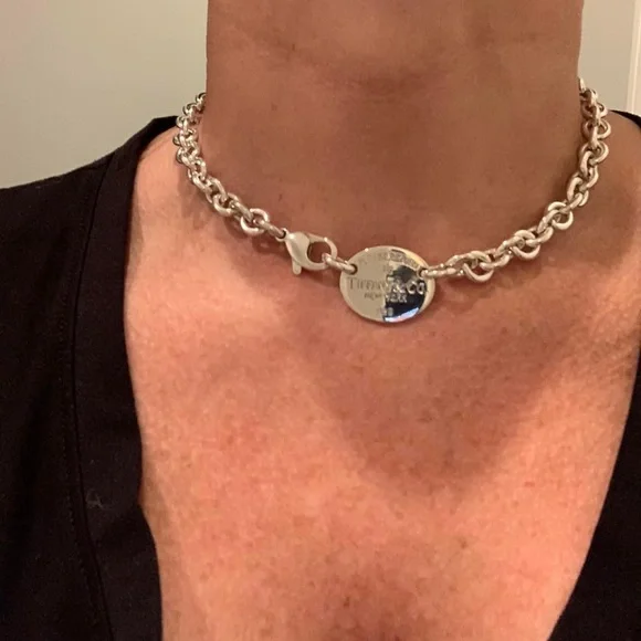 Tiffany oval deals tag necklace
